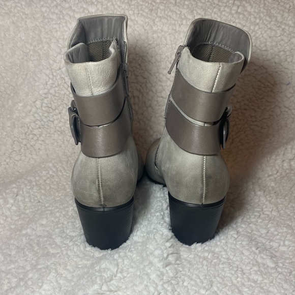 Ecco Women’s Ankle Boots Gray With Heal Size 9 - Picture 4 of 6